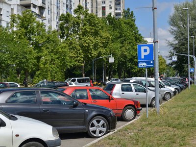 Mają ponad 10 lat i nadal wypadają świetnie. TUV wskazał najmniej awaryjne auta