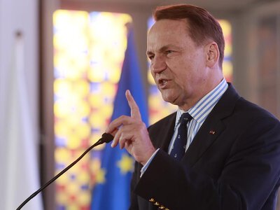 Stała baza USA w Polsce? Sikorski do Nawrockiego: My swoje zrobiliśmy, teraz pan