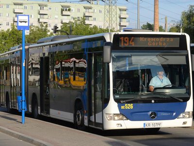 Kraków obniża cenę biletu dla studentów. Roczny przejazd za 365 zł
