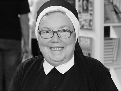 Siostra Anastazja nie żyje. Z jezuickiej kuchni trafiła do polskich domów. Sprzedała miliony książek