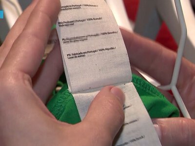 „Sprawdzamy”. Poliester zamiast bawełny w dziecięcych ubrankach