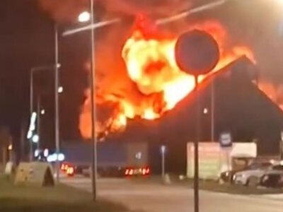 Wielki pożar hali w Słubicach. „Całkowicie objęta ogniem”