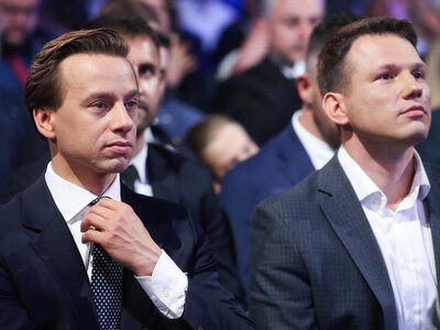 Za kulisami Konfederacji wrze. Mentzenowiec: Idziemy na dno z naszym liderem [KULISY]