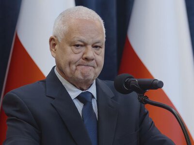 Zarabia więcej niż szef Fedu. Prawie 200 tys. zł podwyżki dla Glapińskiego