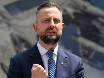 Takie zagrywki to akurat nie z Kosiniakiem. On nie jest Hołownią. Kulisy spotkania szefa MON z Trumpem [TYLKO U NAS]