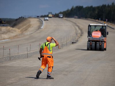 Zaskakujący problem z budową drogi S12. Na przeszkodzie stanęło stare wysypisko śmieci. Projekt trasy do kosza