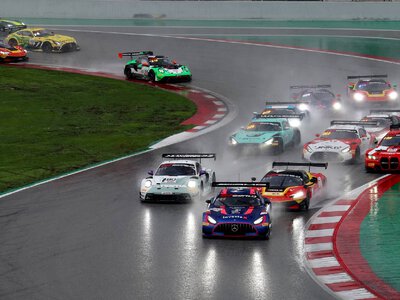 Deszcz nie zatrzymał walki o tytuły. Wielki finał Sprint Cup w Barcelonie