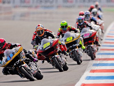 Harley-Davidson z nową strategią wyścigową na 2027 rok. Rozwój Bagger World Cup i nie tylko