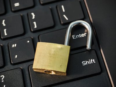 Wyciek danych klientów sieci cukierni. Firma apeluje o ostrożność