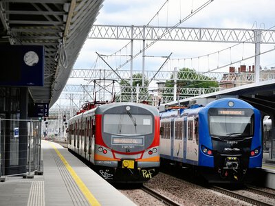 Czy PKP Intercity doczeka się konkurencji? Nią może być nawet... Orlen. Z kolejami może być jak z tanimi liniami lotniczymi