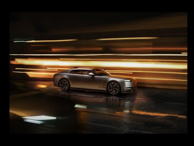 Jaguar wraca z przytupem. 1000 KM i obłędny luksus. Wiadomo ile trzeba zapłacić