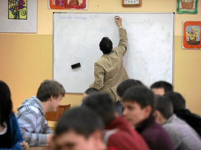 Wykładowcy nie chcą pracować za takie pieniądze. Prawie 1400 wakatów