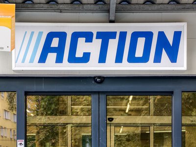 Płacisz 14,99 zł w Action, wieszasz na ścianie i masz rok spokoju