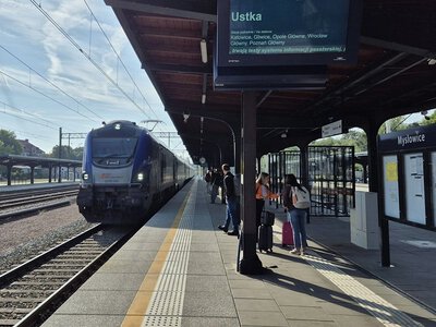 To powinno wydarzyć się lata temu. Koniec z zagadkami na peronach