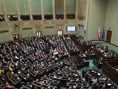 W grze setki miliardów złotych. Sejm dyskutuje o budżecie na 2027 rok