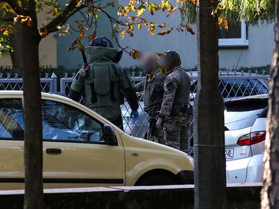 Ewakuacja bloku w Ostrołęce. Akcja policji w mieszkaniu nożownika