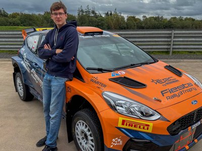 Abramowski wsiada do Forda Fiesty Rally2