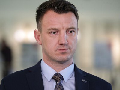 Pracujący emeryci bez składki? Konfederacja ma plan