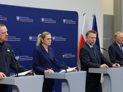 Policja skontrolowała 15 tysięcy szkół. Akcja będzie kontynuowana