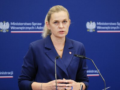 Zamknięte szkoły w Polsce. Ministra edukacji podała liczbę