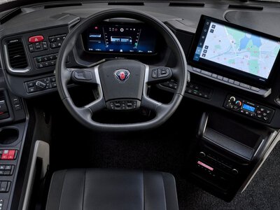 Szwedzi obiecują, że ten silnik wytrzyma nawet 2 miliony km. Oto nowa Scania Touring