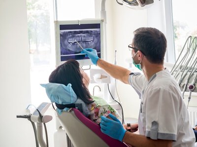 Turystyka dentystyczna Polaków. Tu jeżdżą po plomby za 50 zł