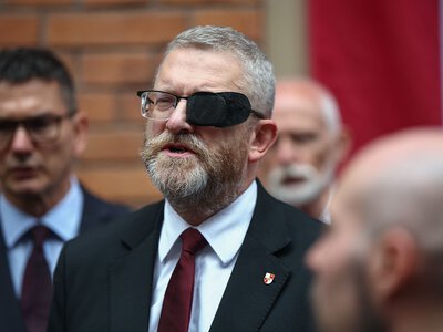 Korona przygotowana na aresztowanie Brauna? „Wyznaczono zastępców”