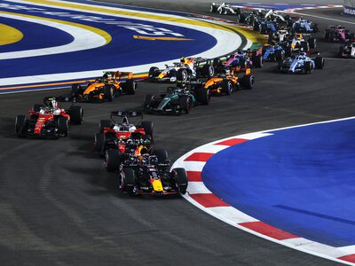 Verstappen przełamał klątwę w Singapurze. Pierwsze takie zwycięstwo w karierze