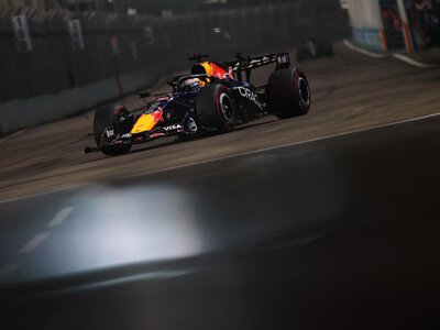 Niebywałe, co zrobił Hamilton w GP Singapuru. Startował z 3. miejsca