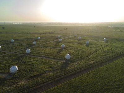 Podpalili stację Starlink? Dwaj podejrzani zatrzymani w Niemczech