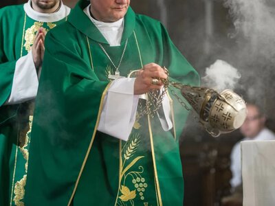 Decyzją Watykanu wraca na parafię. Ksiądz Wilk zabiera głos