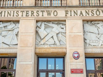 Mieli pokazać, na co idą pieniądze. Rejestr świeci pustkami