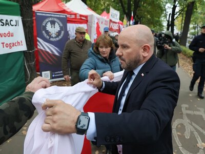 Gorąco przed Trybunałem Konstytucyjnym. Doszło do przepychanek