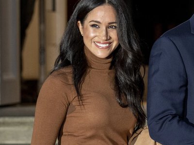 Meghan Markle wybrała karmelowe okrycie. Ten kolor będzie królował jesienią