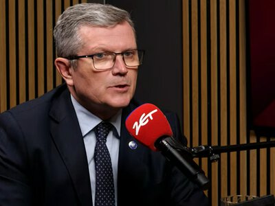 Bosacki w Radiu ZET: Przestrzegamy prawa i spotykamy się z warcholstwem Święczkowskiego