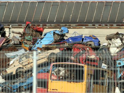 Zmienili przepisy o złomowaniu aut. Teraz byli właściciele muszą się tłumaczyć