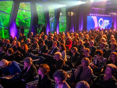 Dwa kongresy, jedna geopolityka. Polska debatuje sama ze sobą nad Bałtykiem 