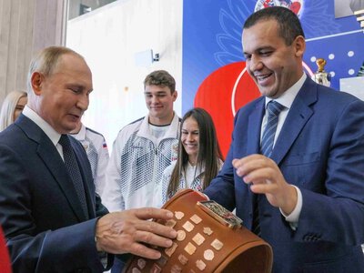 Rosjanin wykłada prawie 4 mln złotych za złoto. Nagroda nie dla Polaka