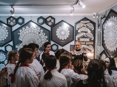 Lucyna Ligocka-Kohut o koniakowskich koronkach. Przeżywają renesans