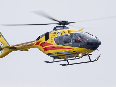 Potrącił trzech rowerzystów. 15-latek w ciężkim stanie