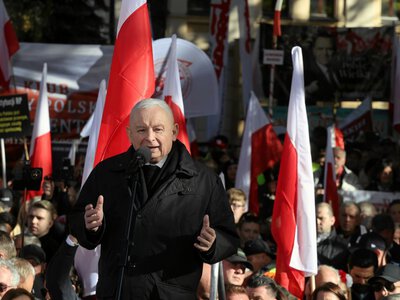 Protest pod TK. Kaczyński: To przejdzie do czarnej historii demokracji