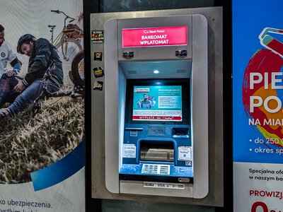 Bankomat nie wydał gotówki? Uważaj, to może być pułapka