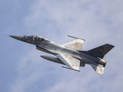 Naruszona przestrzeń powietrzna NATO. Myśliwce otworzyły ogień