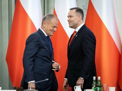 Spór premiera z prezydentem. Polacy w sondażu jak od linijki