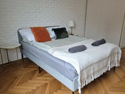 AI zmienia wygląd mieszkań w ogłoszeniach. Ekspert ostrzega przed oszustwem