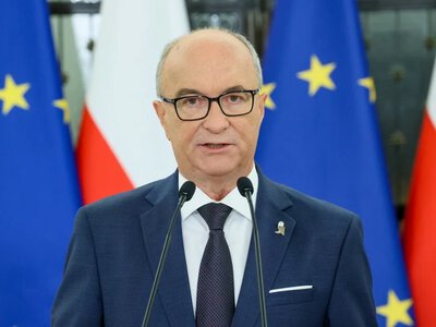 Sprawa Glapińskiego trafi pod głosowanie. Marszałek prosi o czas