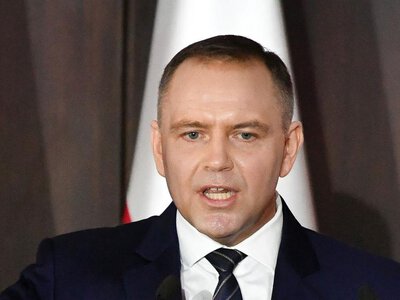Nawrocki uderza w rząd i awans Domańskiego: Dziury budżetowej nie naprawia się awansem