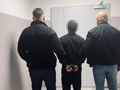 Tragedia w Pułtusku. Syn podejrzany o zabójstwo matki. Wprowadził się do niej dzień wcześniej