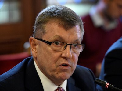 Afera w węgierskim banku centralnym. Prokuratura prowadzi działania przeciwko ludziom związanym z Viktorem Orbanem