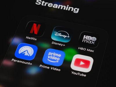Netflix i Disney+ będą tańsze, ale zapłacisz czymś innym